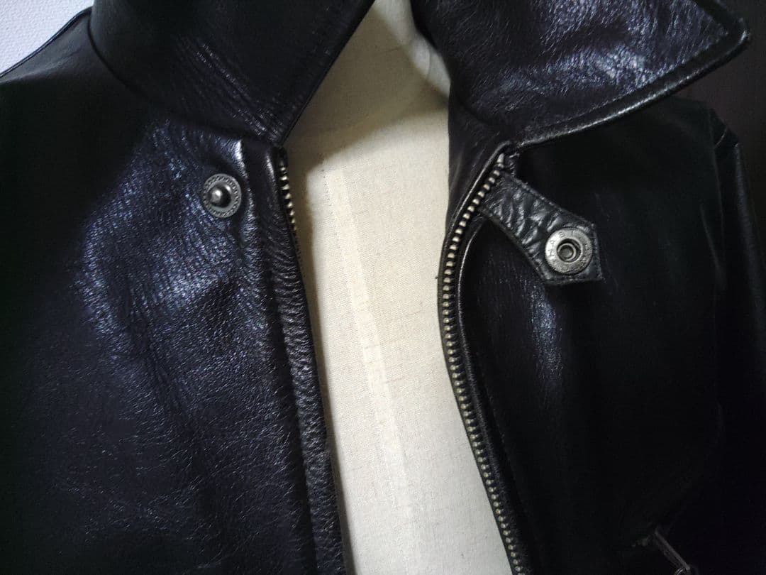 黒革ジャケット①