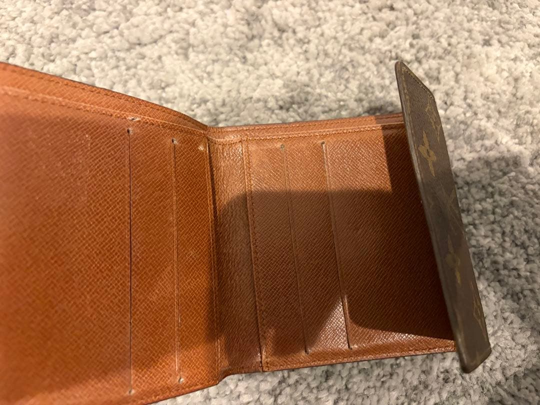 Louis Vuitton モノグラム 二つ折り財布ルイヴィトンケース