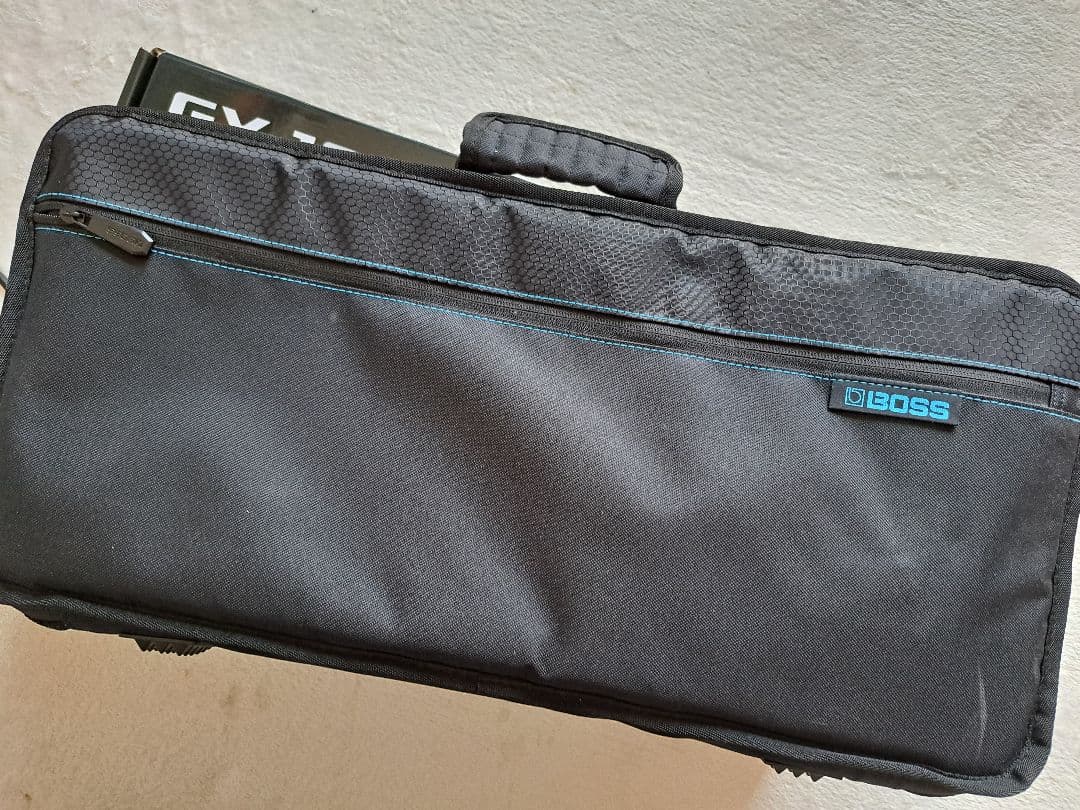 【美品】BOSS GX-100 ＆ BT Dual 元箱・キャリーバッグ つき