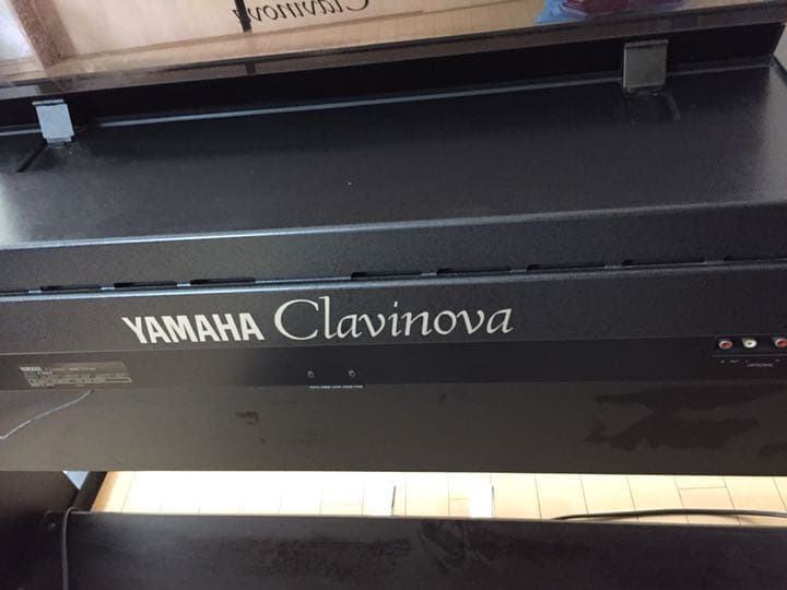 ピアノ    できれば、引き取り希望！！ 兵庫