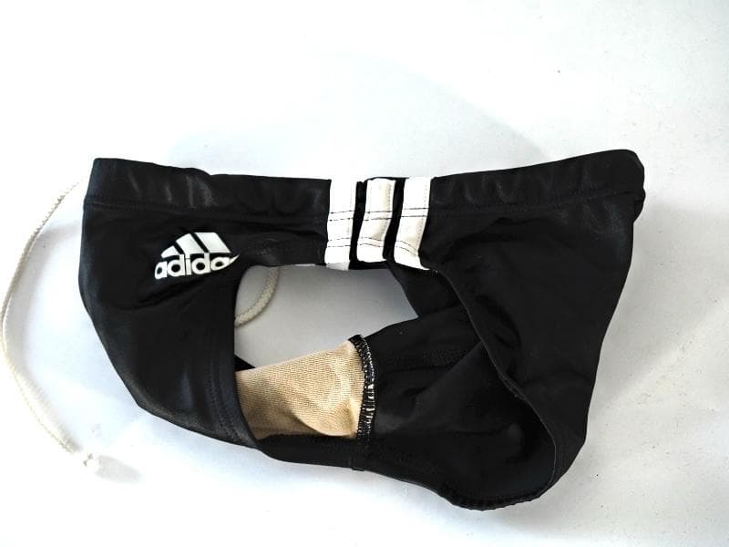 ピ*ヨ様 1312　送料無料　アディダス 黒ツヤ 競パン　サイズS