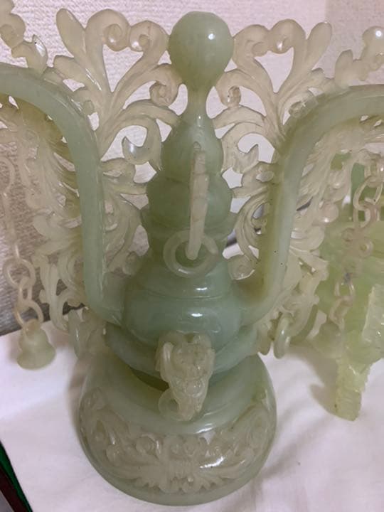 工芸品　玉の彫刻　香炉