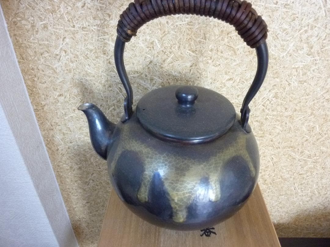 デ*ォ様 レトロ！ 伝統的工芸 越後燕槌起銅器 湯沸し 未使用品