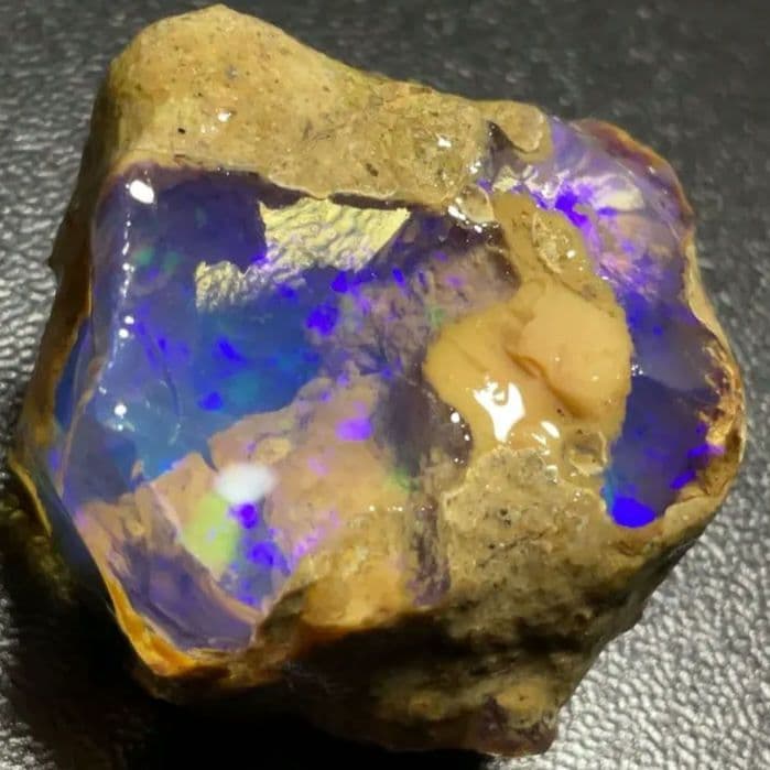 【70CT】エチオピア　オパール 原石 鉱物標本　ウェロ産