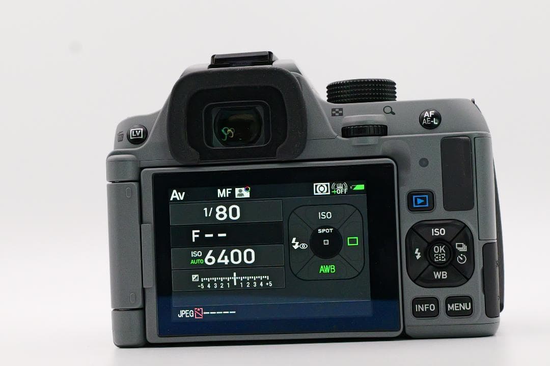 【ほぼ新品】 PENTAX KF ボディ [ストーン] 撮影回数860回