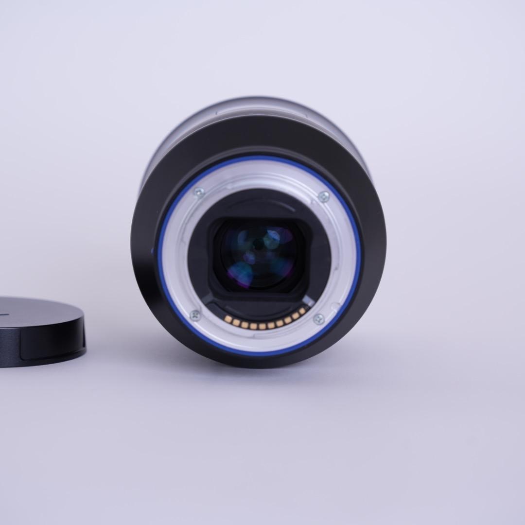 Zeiss Batis 40mm f/2 レンズ　Eマウント