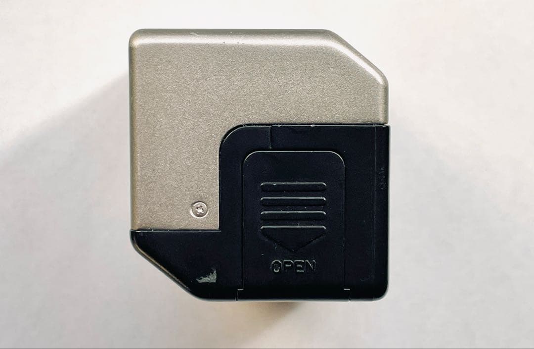 Po_ BiogonF2.8/28mm+TLA200