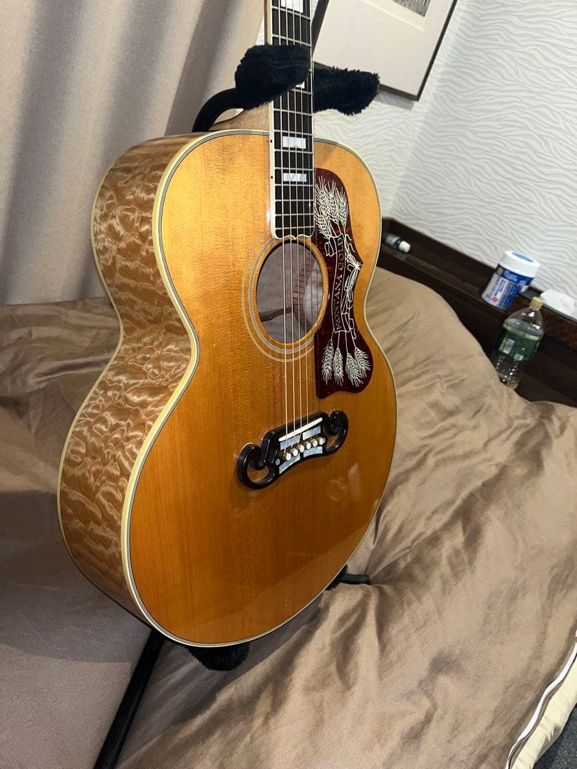 Gibson CustomShop MONTANAGOLD ギブソン　アコギ