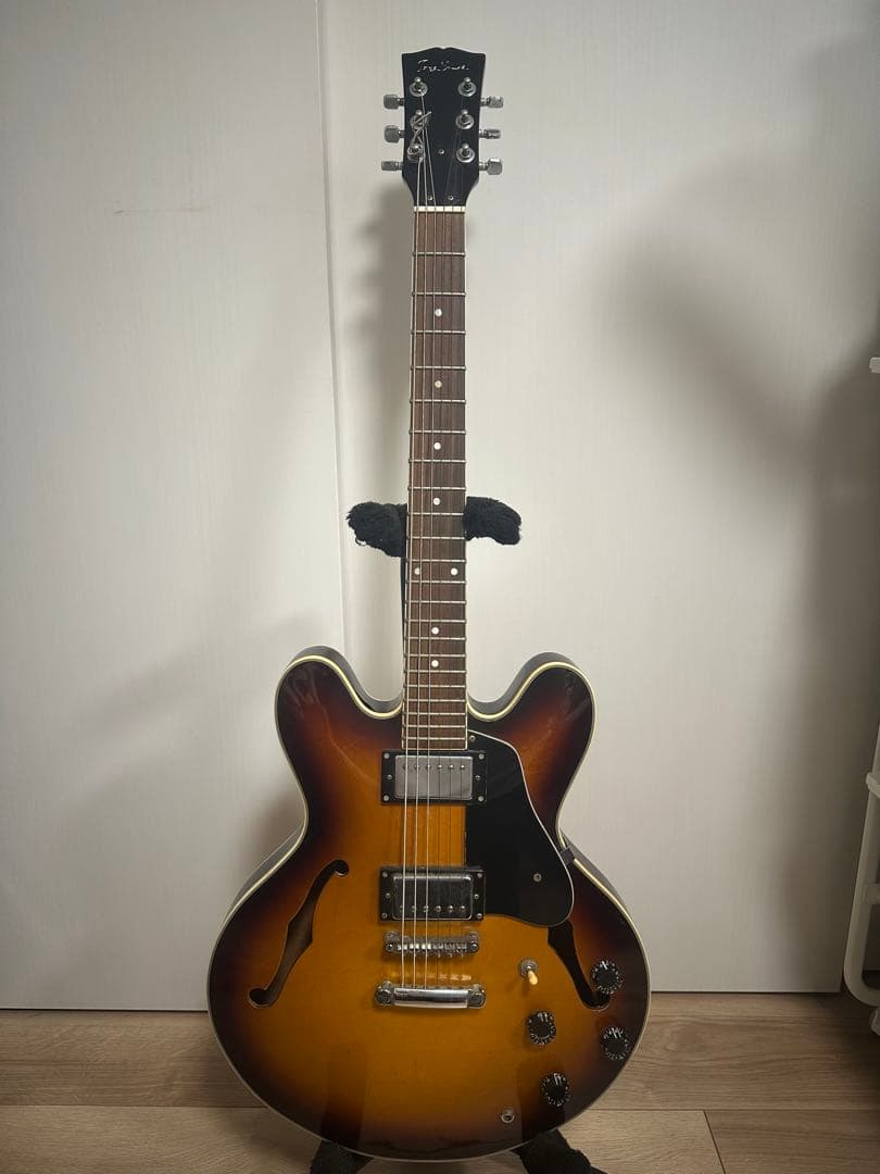 ES-335スタイル エレキギター サンバースト