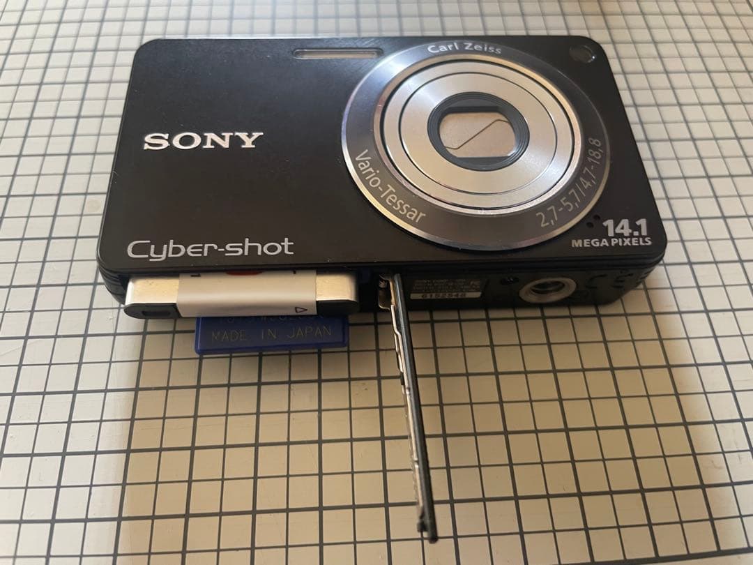 SONY Cyber-shot 14.1メガピクセル