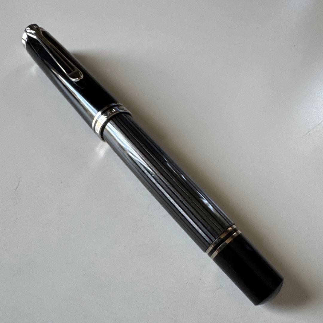 ペリカン 万年筆スーベレーン M805 ブラックストライプ黒縞 ＥFニブ 極細字