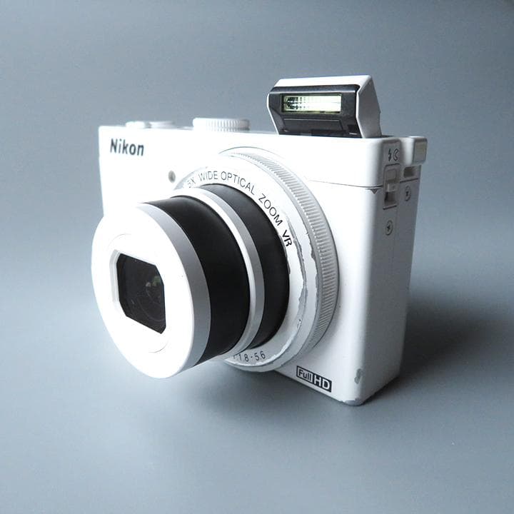 Nikon COOLPIX P330 ニコン クールピクス ホワイト コンデジ