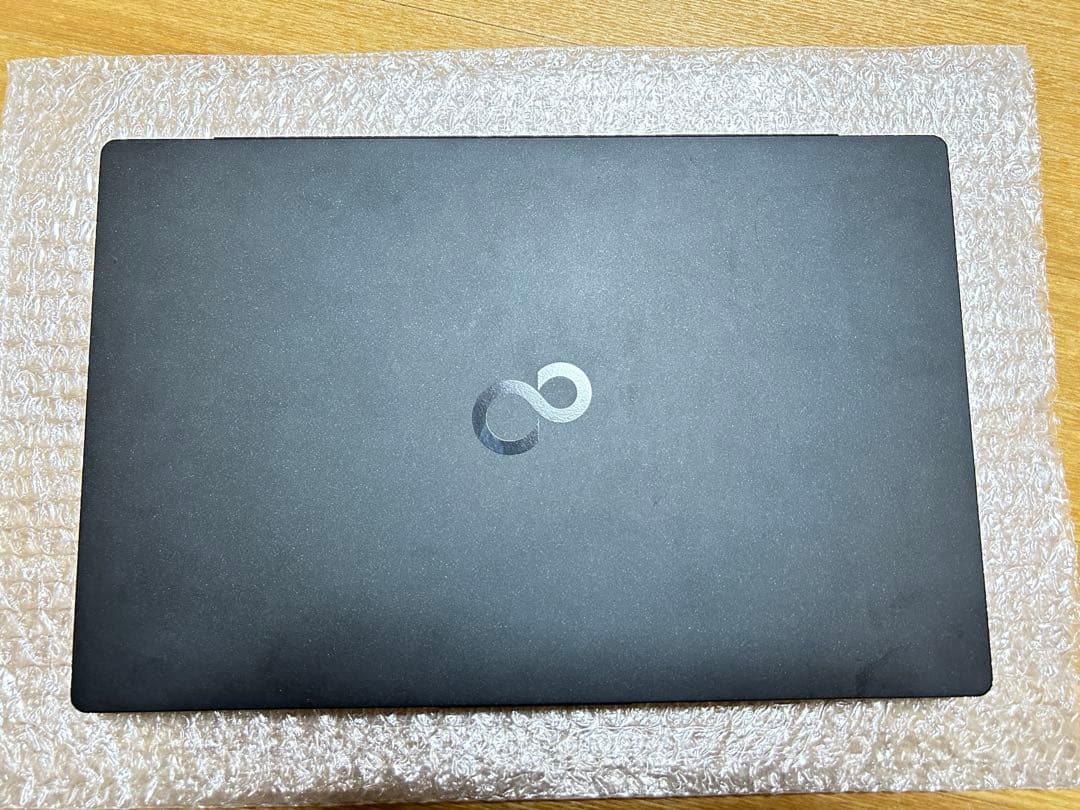 【良品】【軽量】【Core i5-1235U】富士通 LIFEBOOK