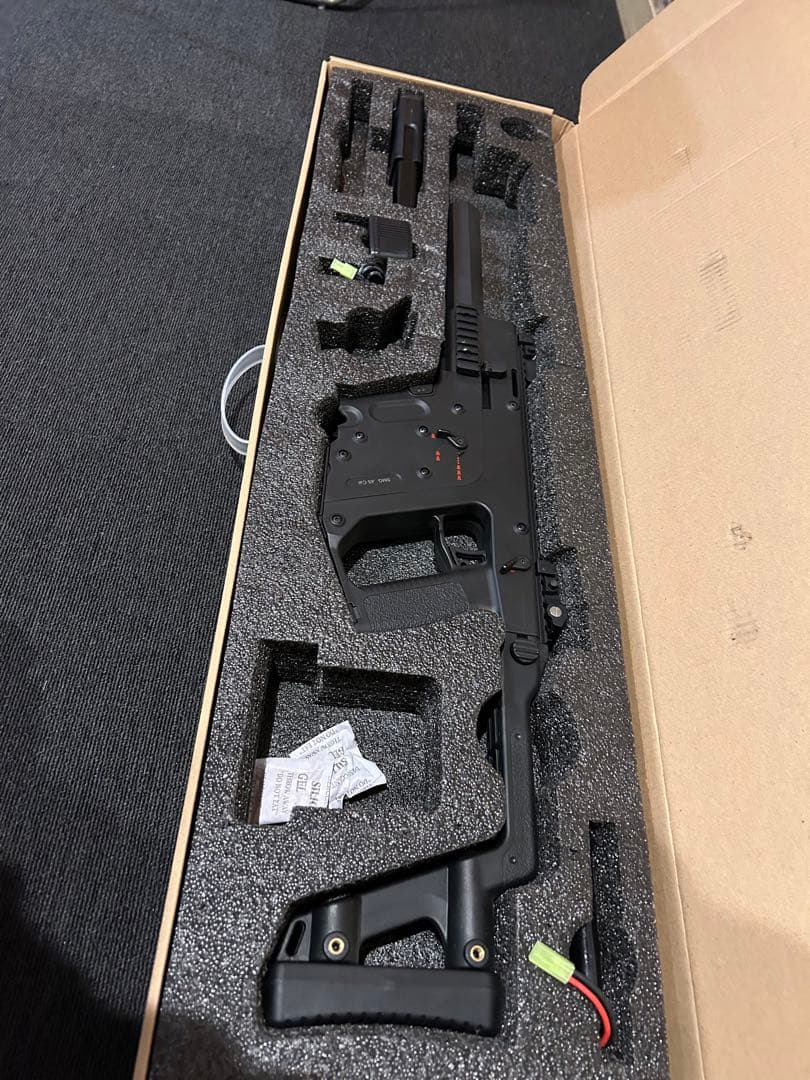 静*華様 電動ガン クリスベクター