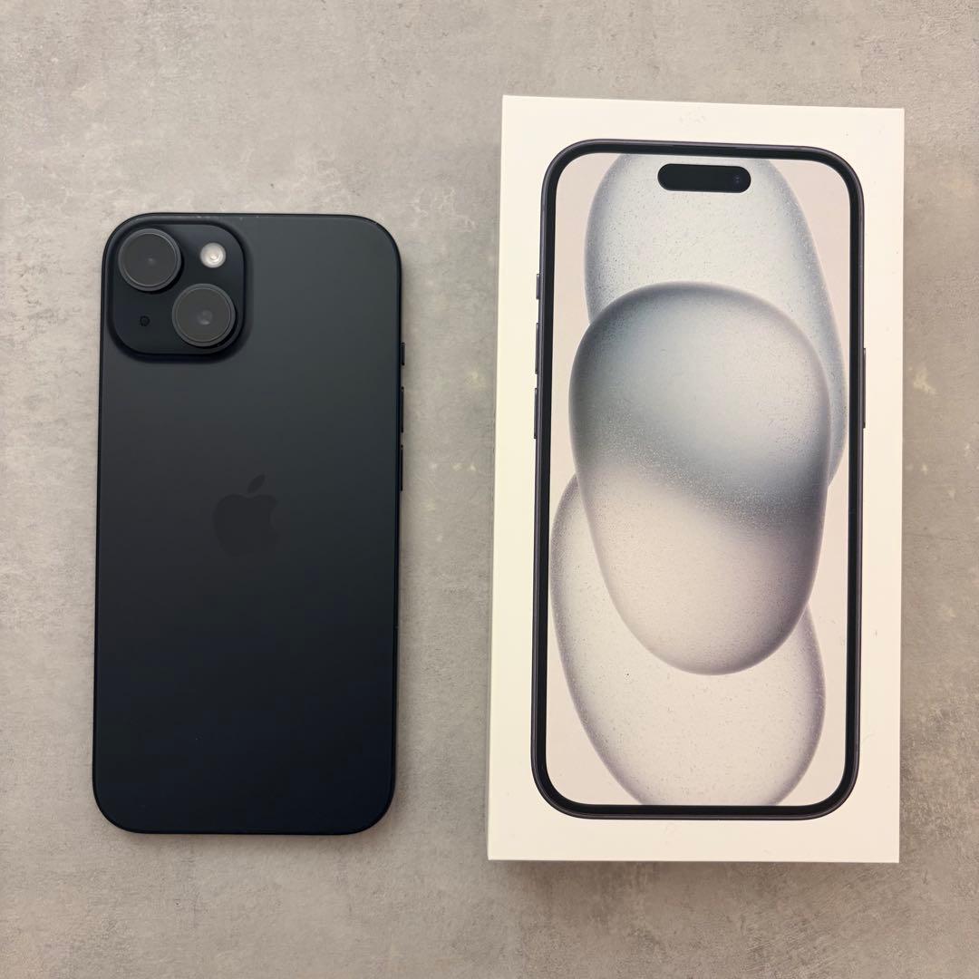 【美品】iPhone 15 ブラック 128GB SIMフリー