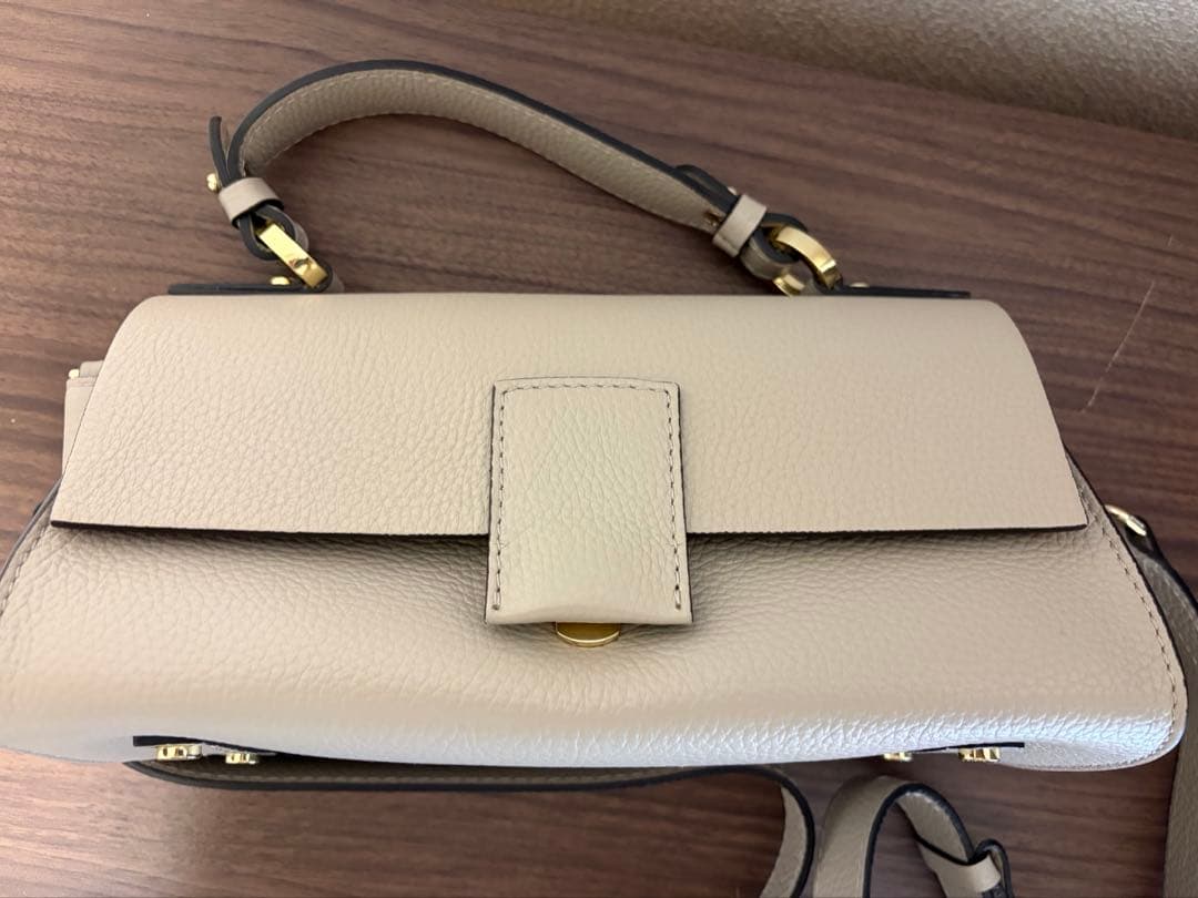 LORISTELLA ハンドバッグ　ショルダー ワンハンドル バッグ　BETH