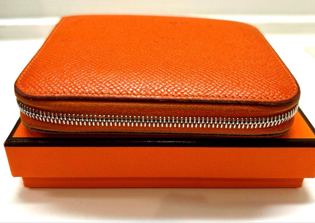HERMES アザップ　オレンジ シルクインコンパクト箱付き