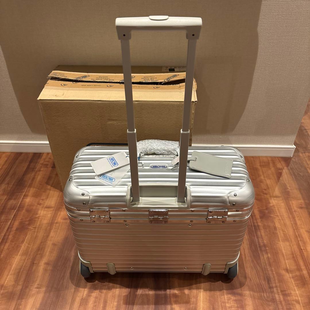 よ*ん様 RIMOWA 6511トパーズパイロットトロリー　2輪　[廃盤] Au