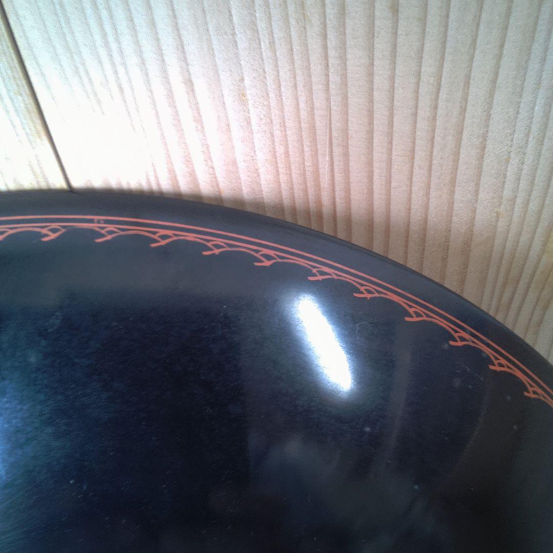 漆塗り 膳 伝統的なデザイン 小傷 すり傷 おおいです 雪斎？