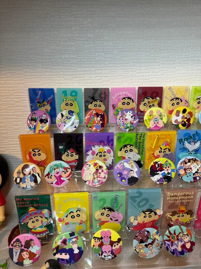 クレヨンしんちゃん映画缶バッジ＆アクリルスタンド