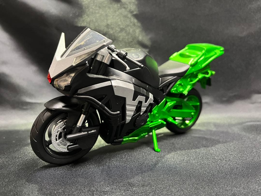 S.H.Figuarts ハードボイルダー