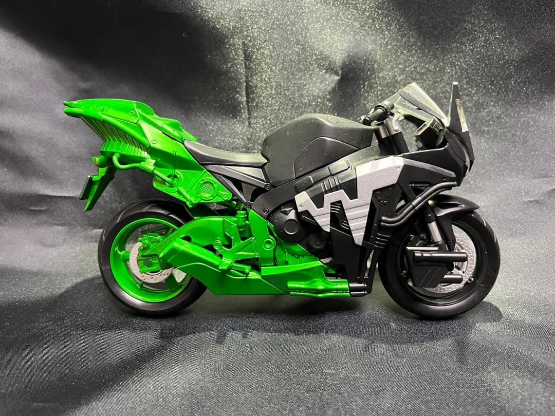 S.H.Figuarts ハードボイルダー