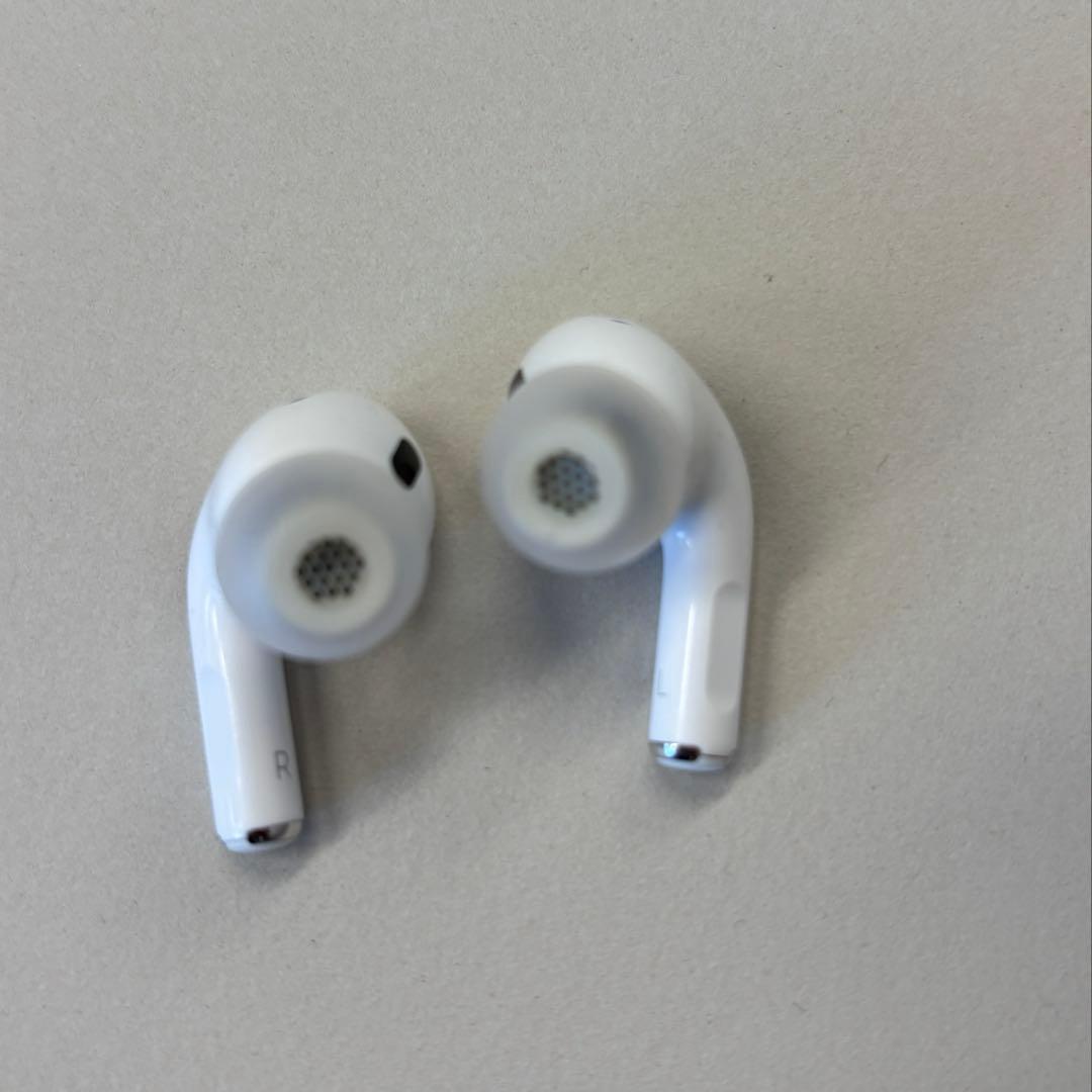 AirPods Pro第2世代 本体 lightningタイプ