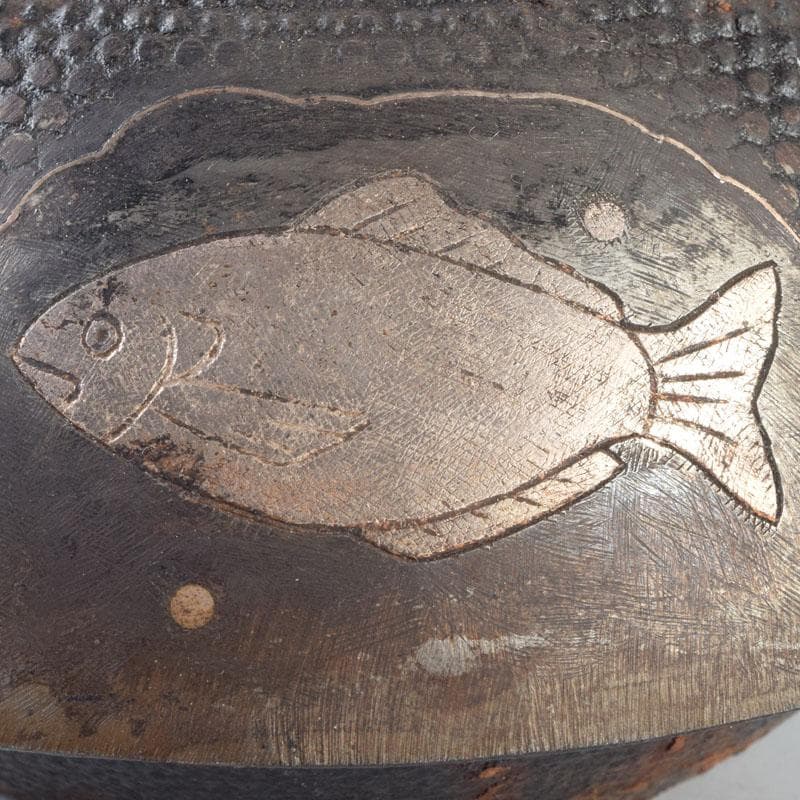 北大路魯山人作　布目象嵌　魚蟹文　鉄瓶　M　8677