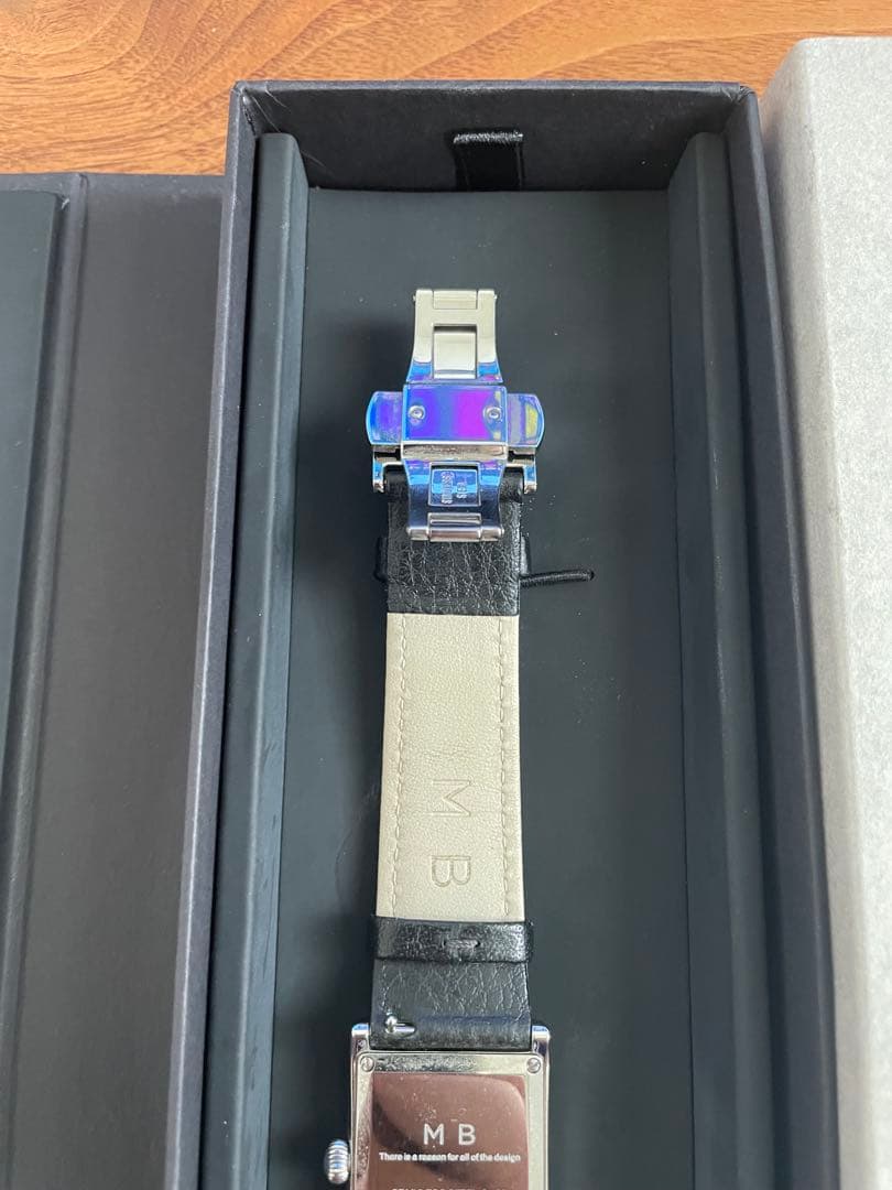 MBハイエンドドレスウォッチ　シルバーケース×ブラックベルト