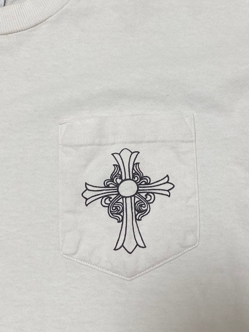CHROME HEARTS（クロムハーツ）OLD SCROLL Tシャツ