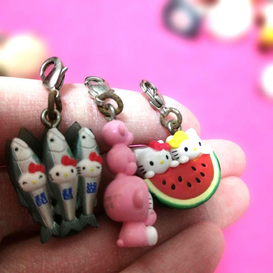 ご当地キティ　22個セット　金具に錆び有り