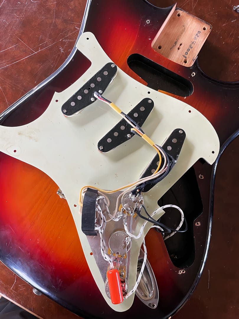 MOON ST-248LF 3TS/J　マダガスカルローズ指板！！ 純正HC付