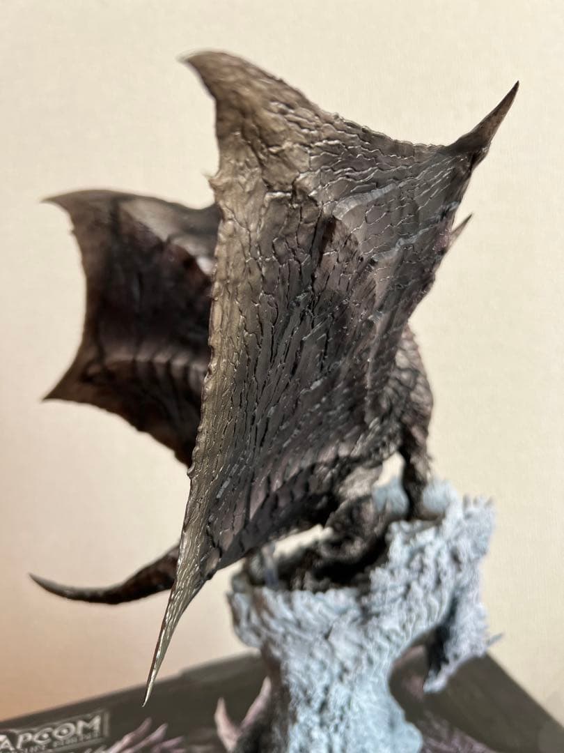 モンハン　クリエイターズモデル　鋼龍　クシャルダオラ　箱付