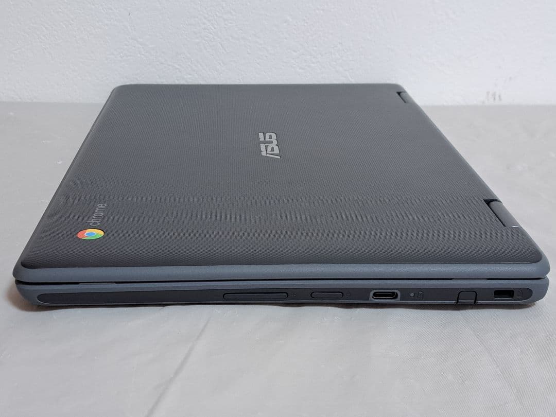 Chromebook本体 ASUS Chromebook C214M