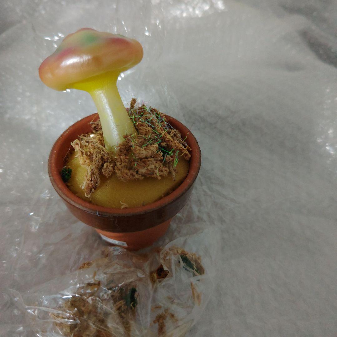 M1号　マタンゴ　植木鉢　ソフビ