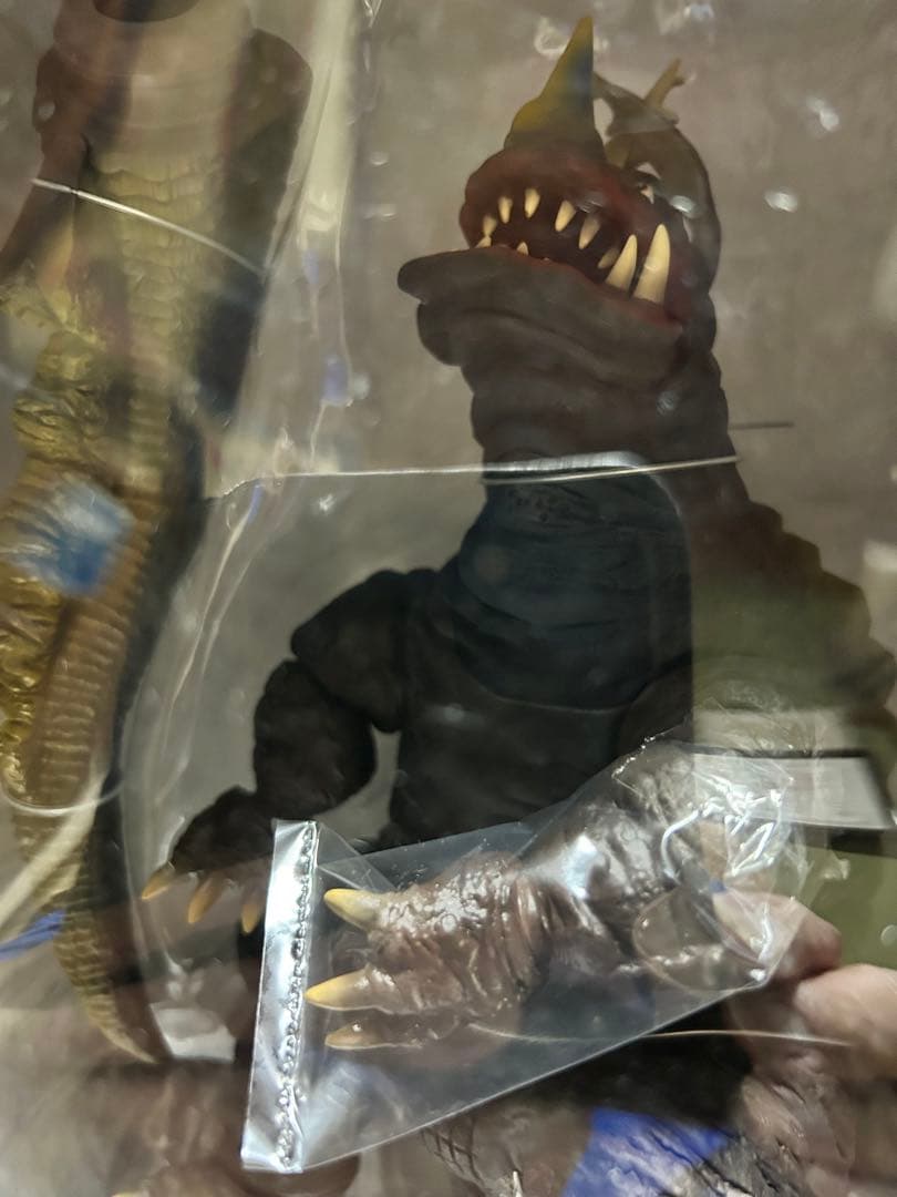 ウルトラマン ネロンガ No.7 透明怪獣　Ｘプラス　怪獣フィギュア