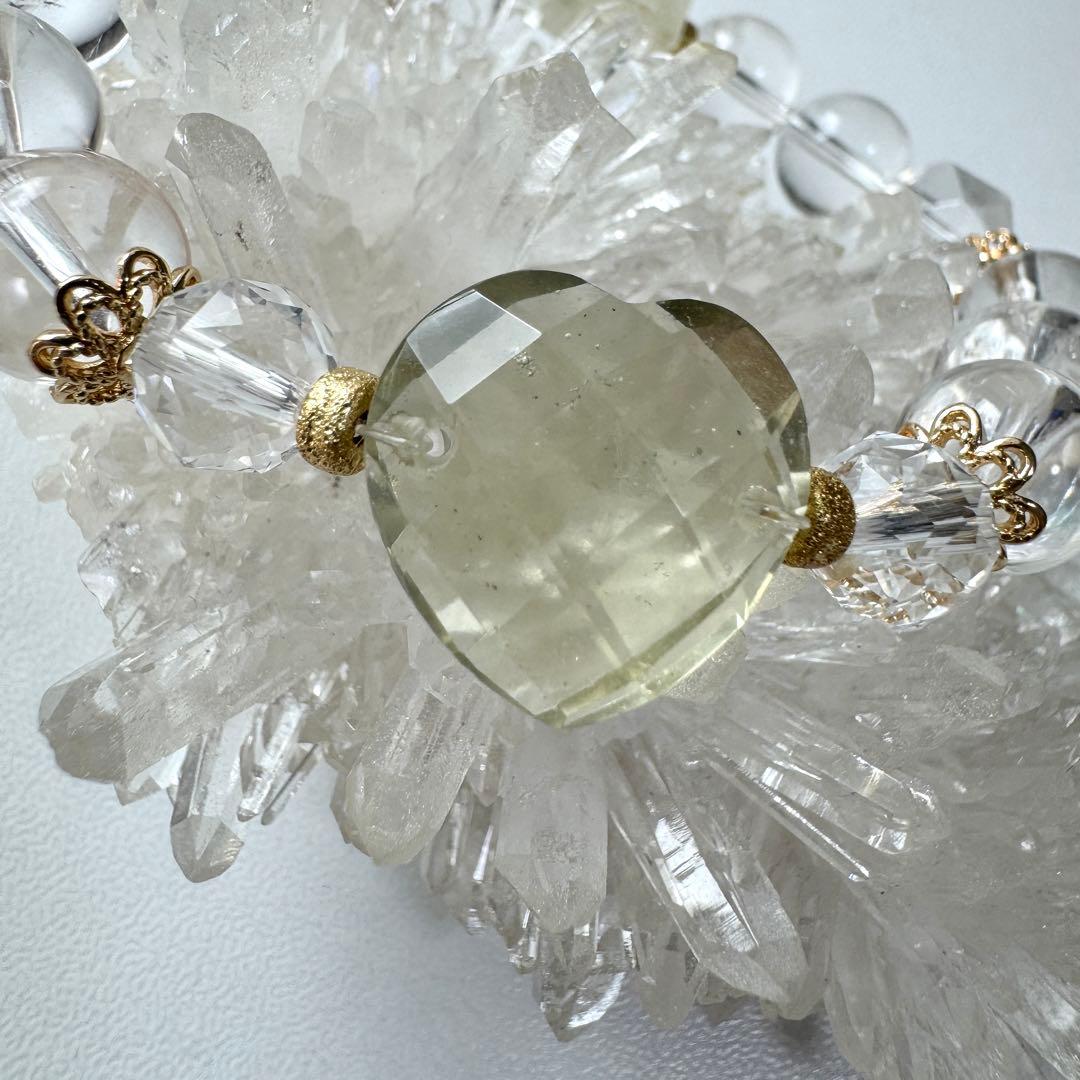 一点物　天然石　ハンドメイドブレス　リビアングラス　ハート　カット　リビアン