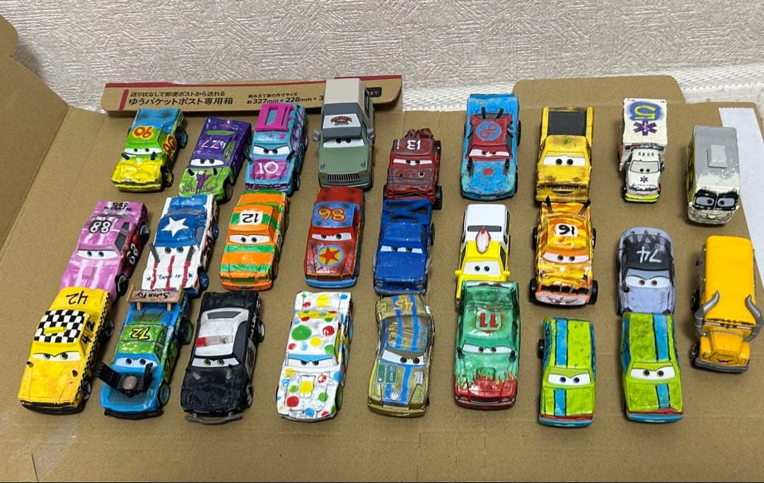 カーズ　マテル　ミニカー