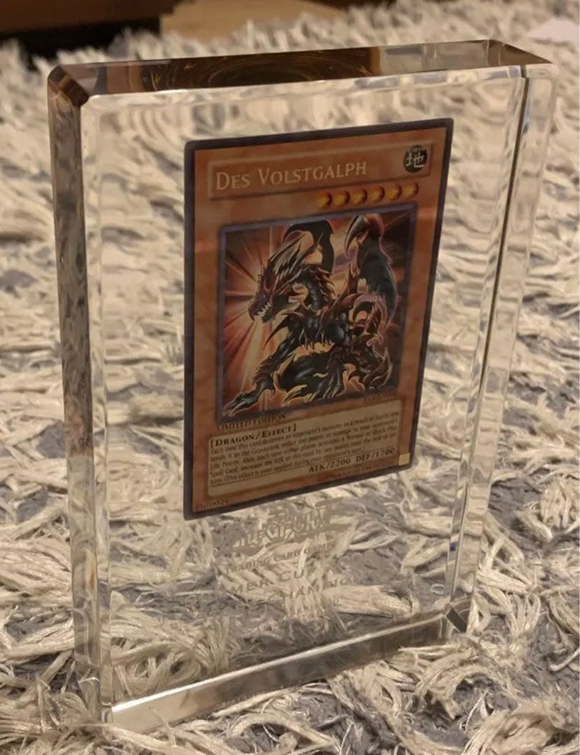 デス・ヴォルストガルフ　クリスタル入り　トロフィー　　star night