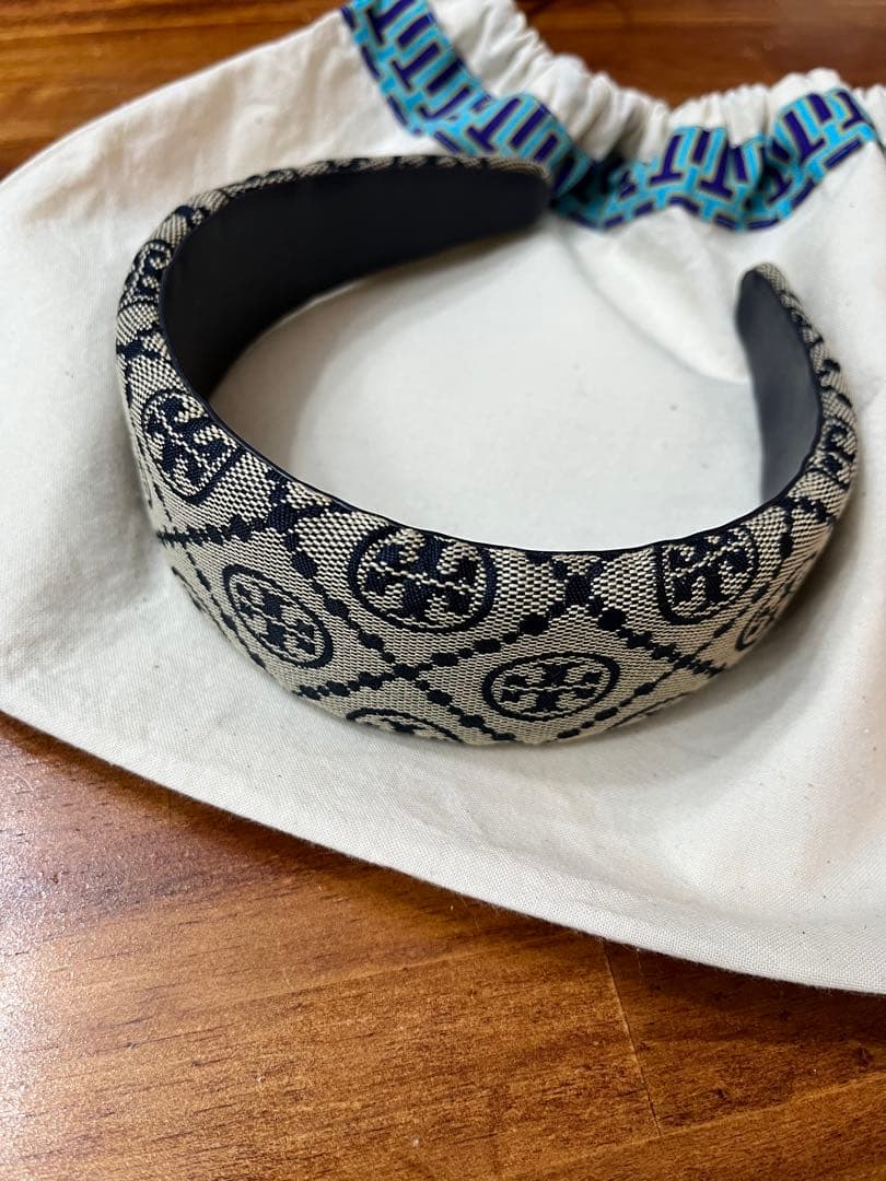 トリーバーチ　ヘアバンド　カチューシャ　TORYBURCH