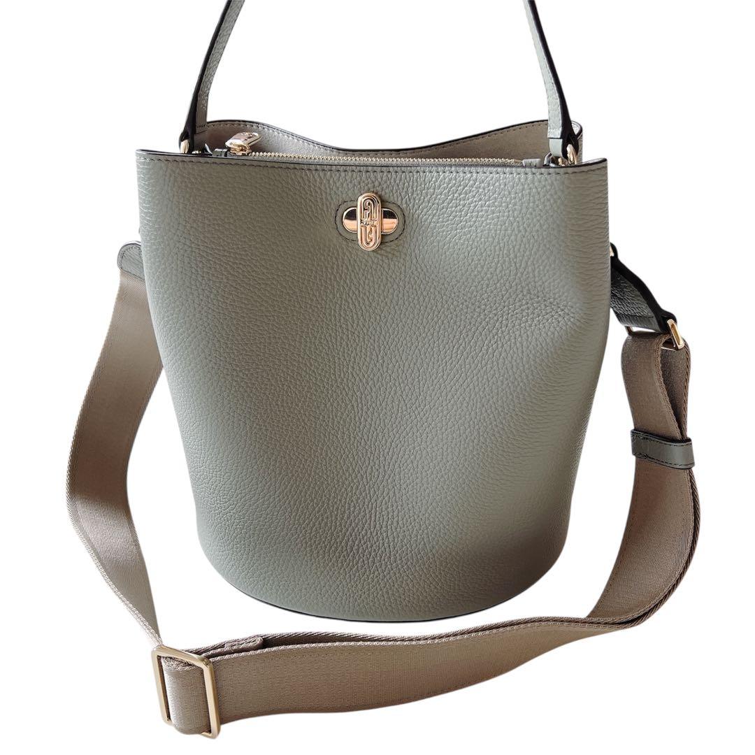 【未使用】FURLA ダナエ　バケットバッグ　2wayショルダーバッグ　レザー