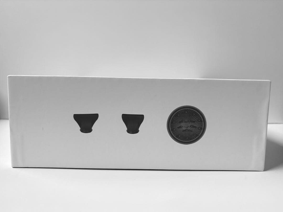 【新品未使用】ufvライトヘアドライヤー