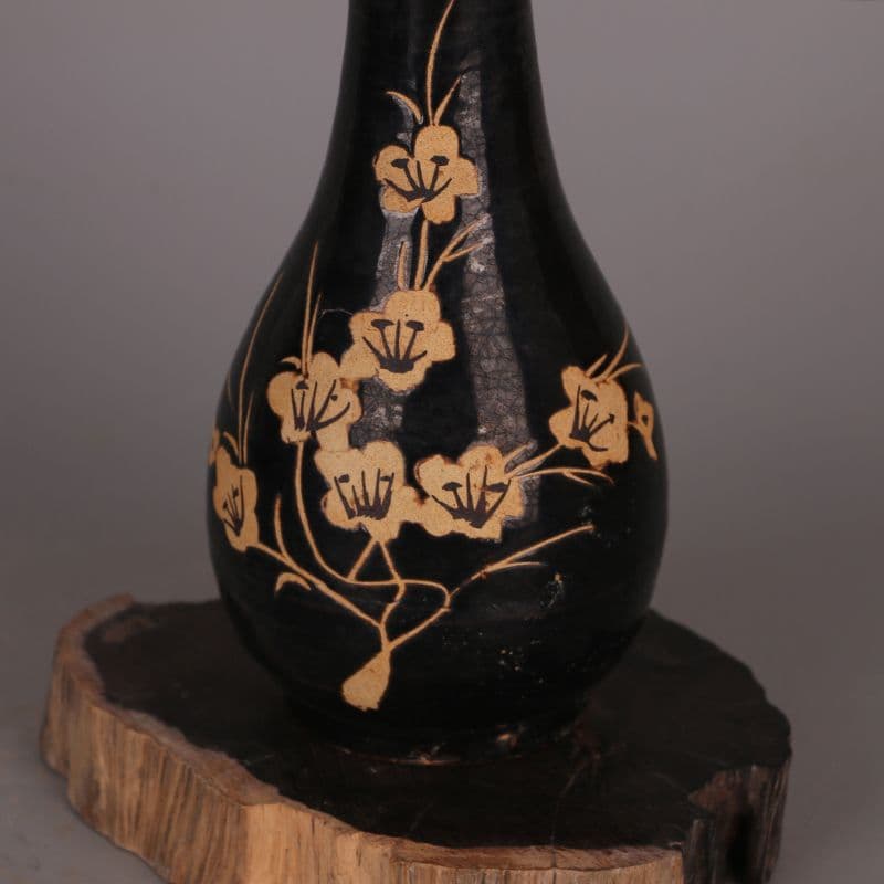 宋吉州窯黒釉彫花蒜頭瓶  景徳鎮 陶磁器 装飾品 工芸品 美術品 置物