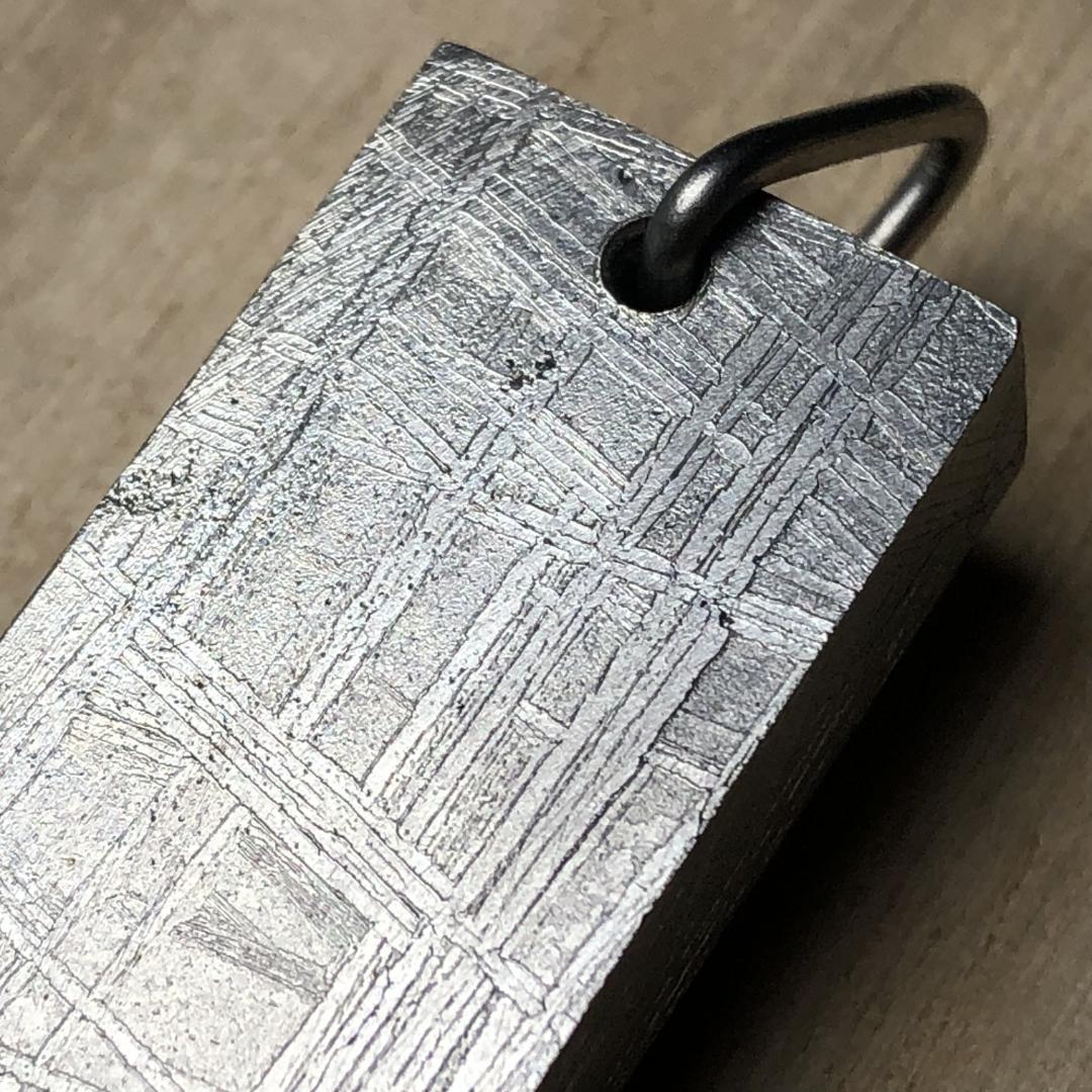 ムオニオナルスタ隕石　メッキ処理済み　ペンダントトップ　 鉄隕石　重さ約31ｇ