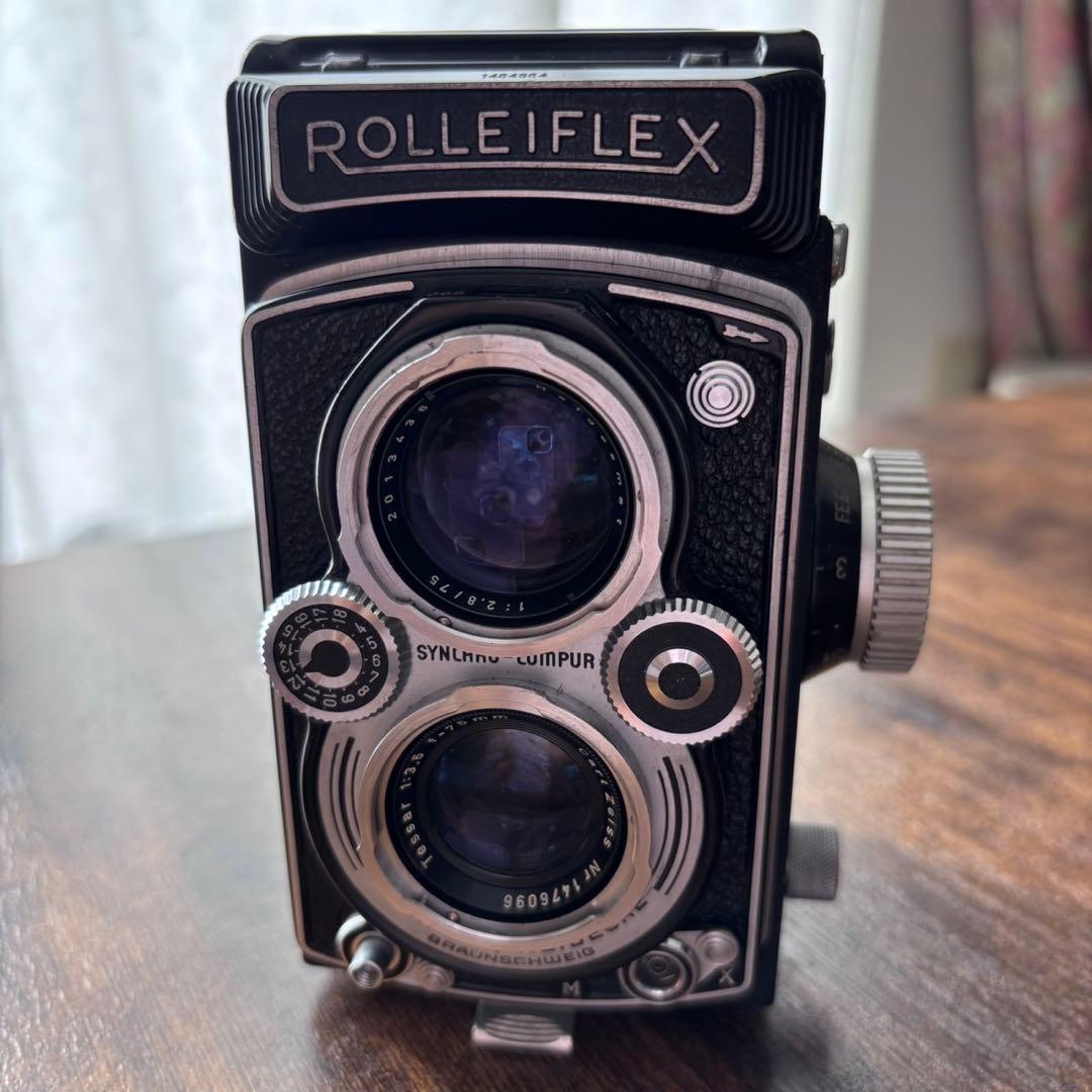 Rolleiflexローライフレックス3.5B 付属品付き　ジャンク品　二眼レフ