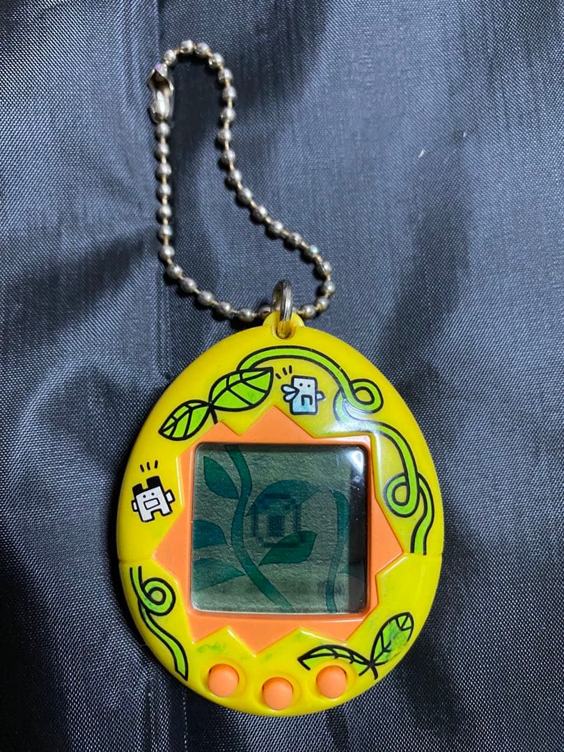 【動作確認済み】海で発見たまごっち　森で発見たまごっち　2個セット