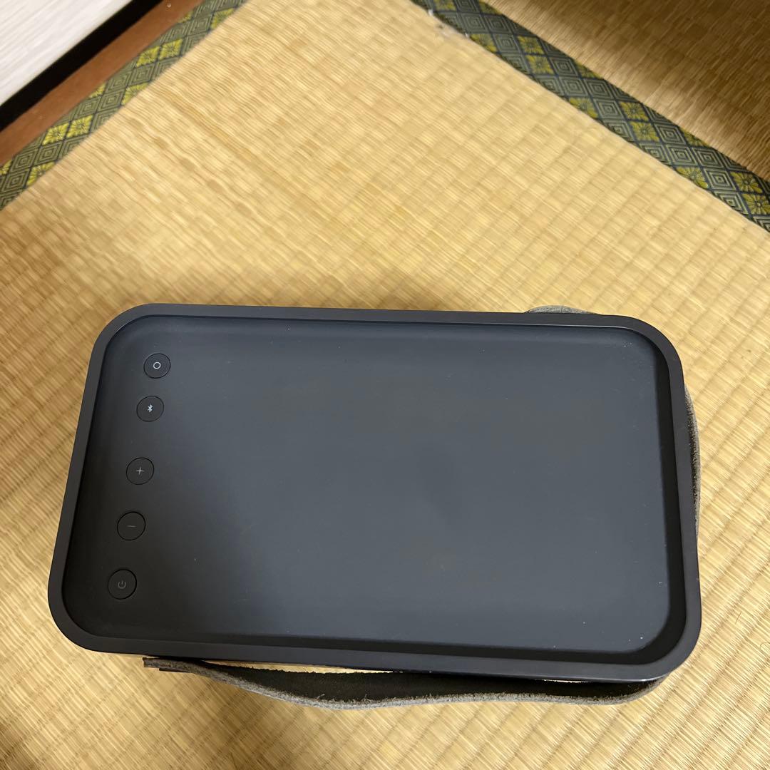 Bang & Olufsen Beolit 17 Bluetooth スピーカー