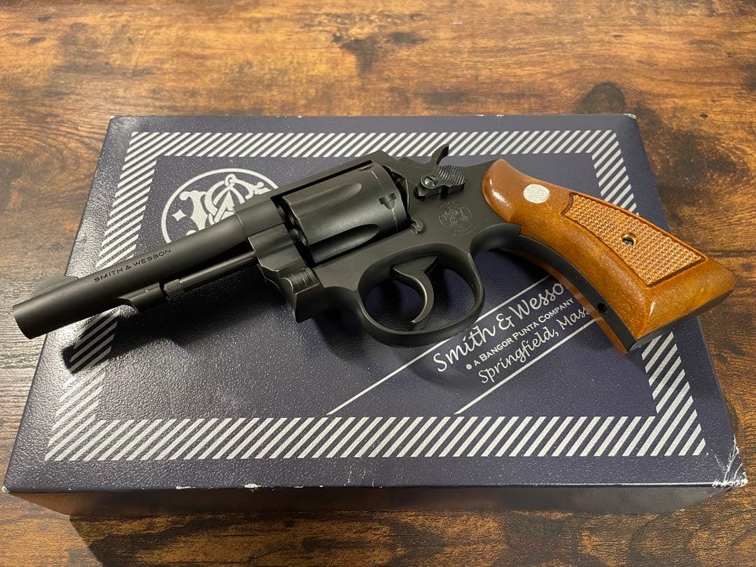 タナカ Smith & Wesson M10 4inch ブラック 箱付き