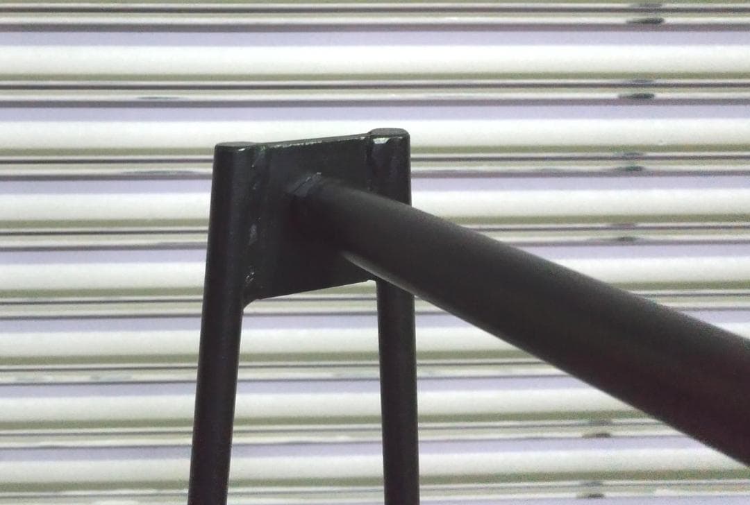 アイアン ハンガーラック 下段２本 店舗什器 分解 スチール 展示 棚 仕入れ