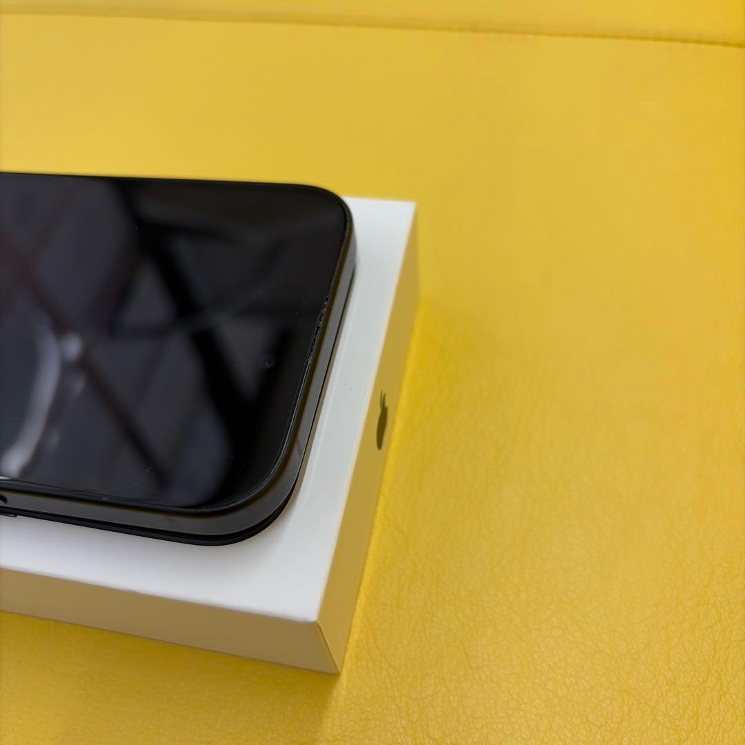 Apple iPhone 15ブラック 本体 SIMフリー512gb